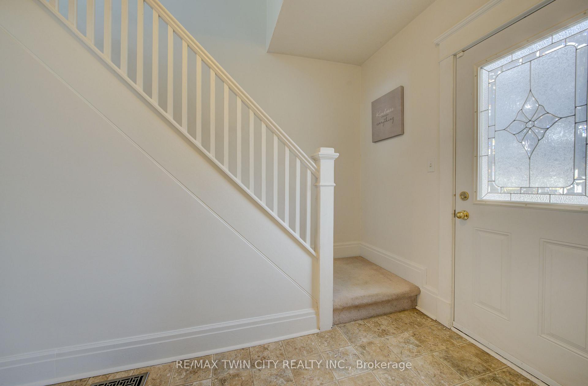 Photo 15 of 5 Summit Avenue, Cambridge — HOMEH