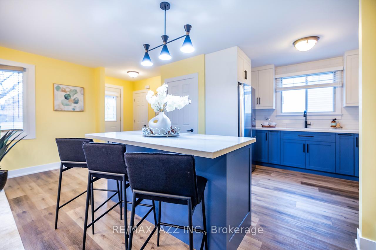 Photo 1 of 137 Park Road N, Oshawa, McLaughlin — HOMEH