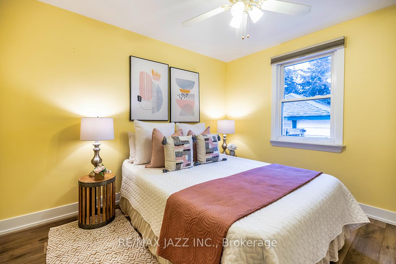 Photo 22 of 137 Park Road N, Oshawa, McLaughlin — HOMEH