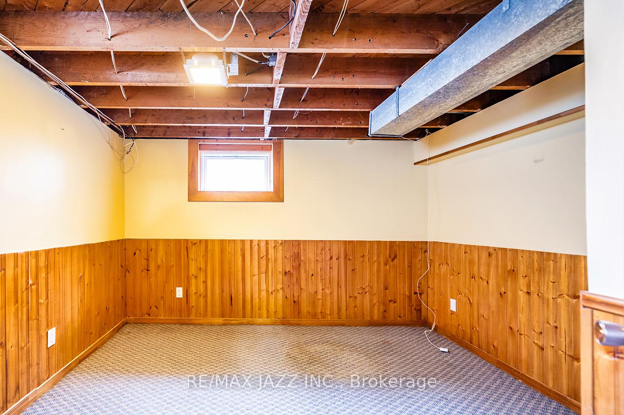 Photo 36 of 137 Park Road N, Oshawa, McLaughlin — HOMEH