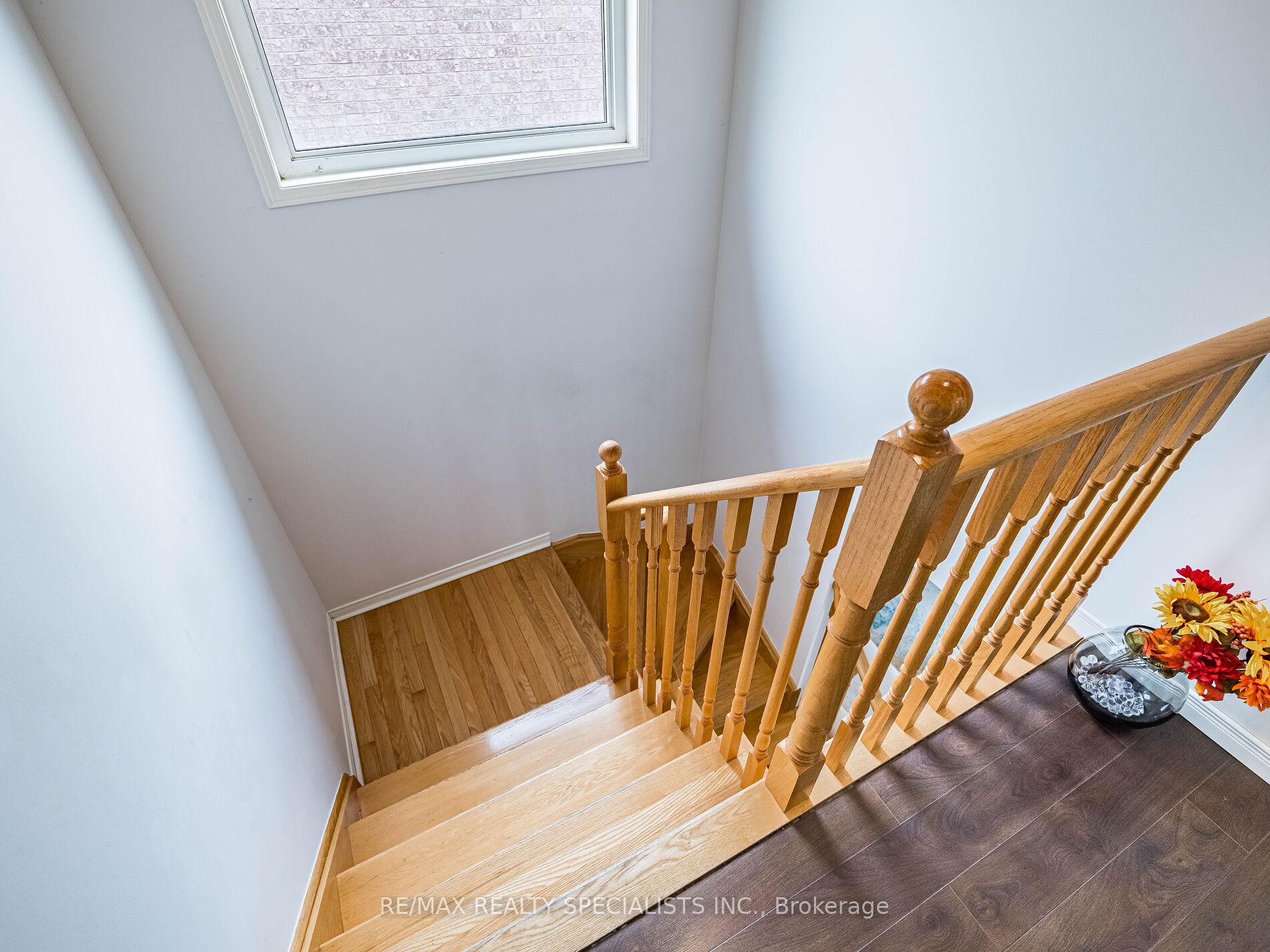 Photo 26 of 83 Bushmill Circle, Brampton, Fletcher's Meadow — HOMEH