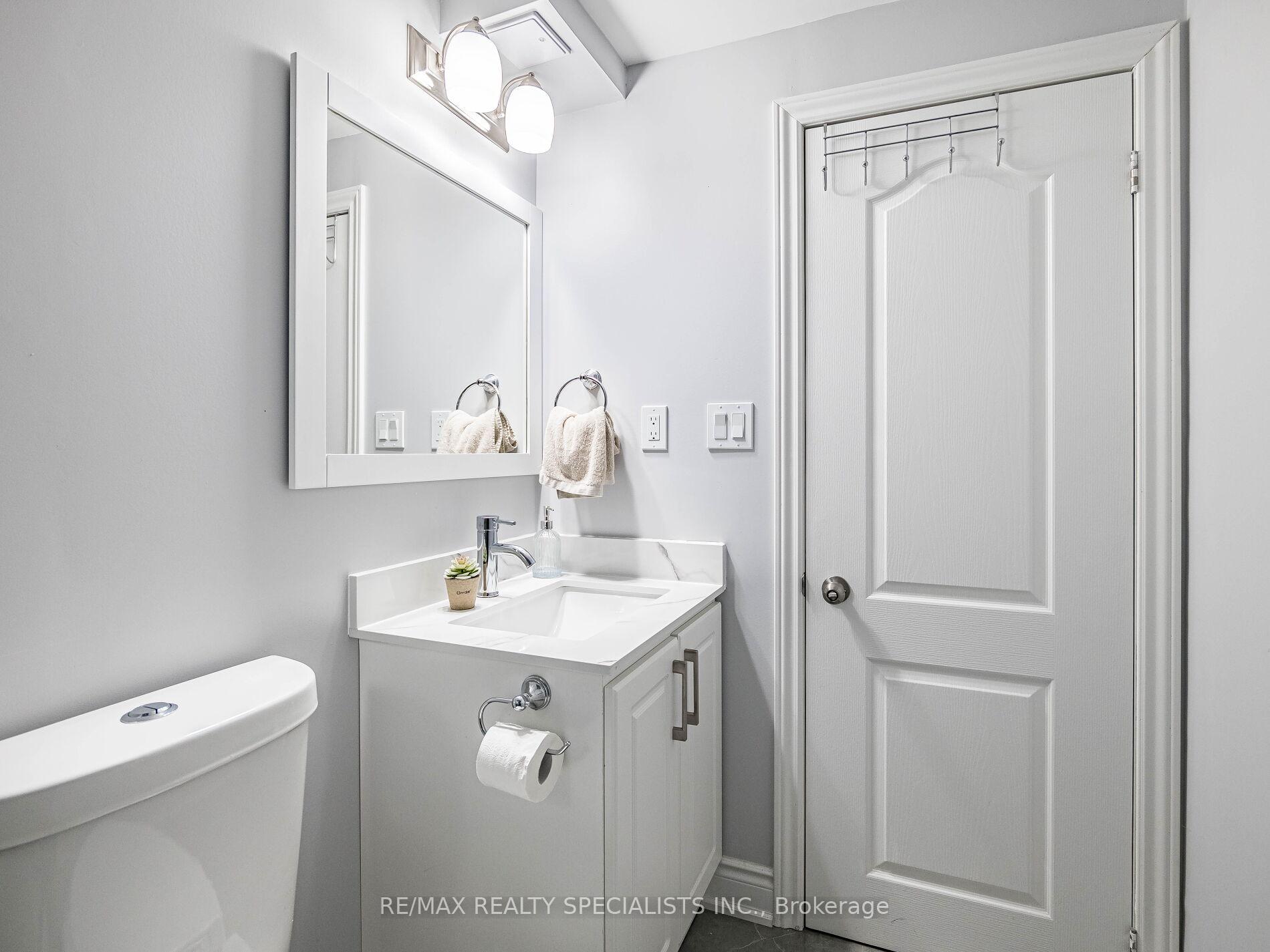 Photo 25 of 83 Bushmill Circle, Brampton, Fletcher's Meadow — HOMEH