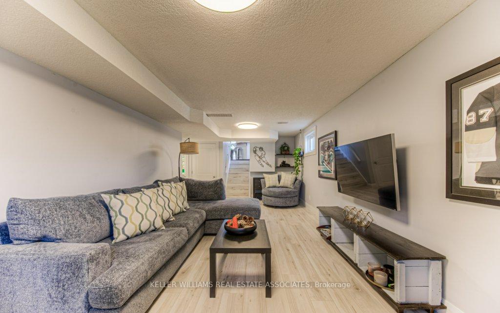 Photo 16 of Unit A, 180 Coghill Place, Waterloo — HOMEH