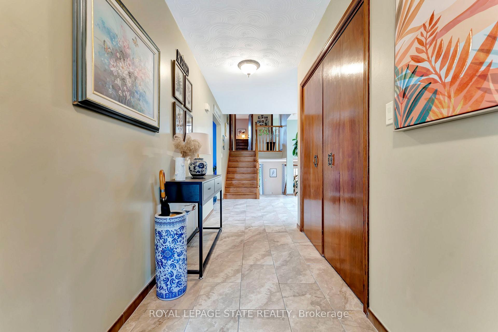 Photo 5 of 76 Firenze Street, Hamilton, Gurnett — HOMEH
