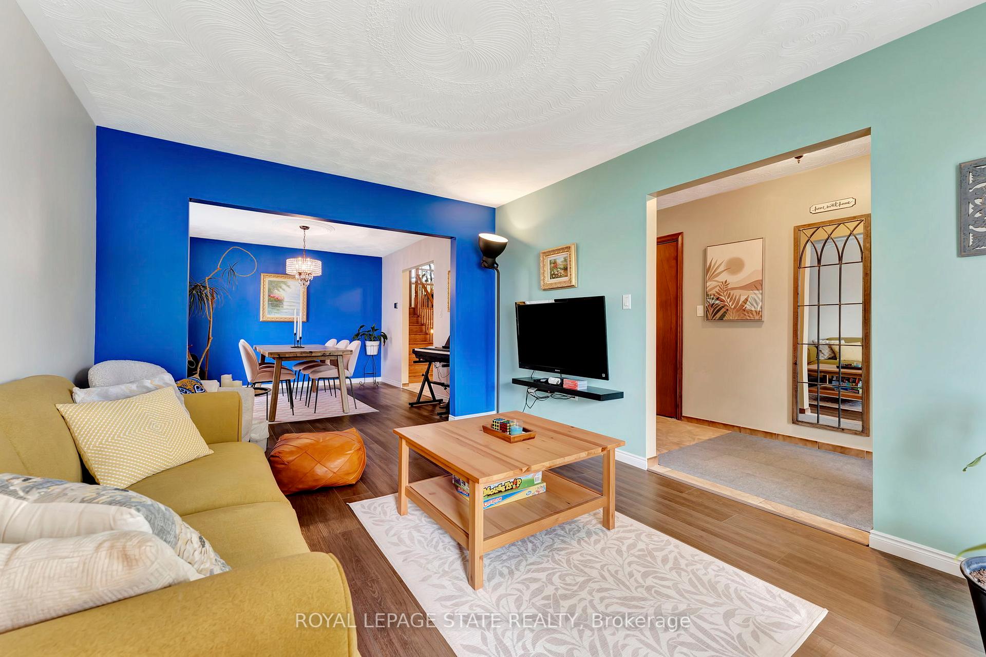 Photo 22 of 76 Firenze Street, Hamilton, Gurnett — HOMEH