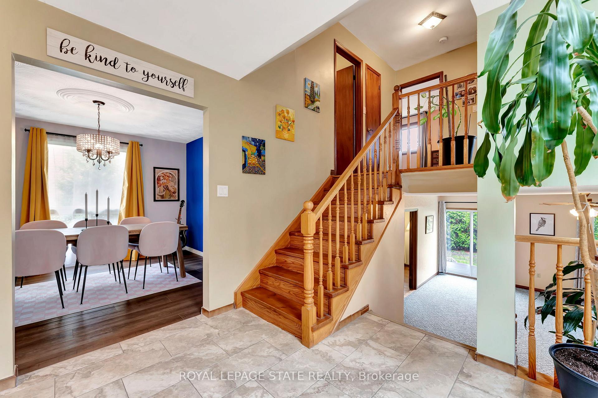 Photo 14 of 76 Firenze Street, Hamilton, Gurnett — HOMEH