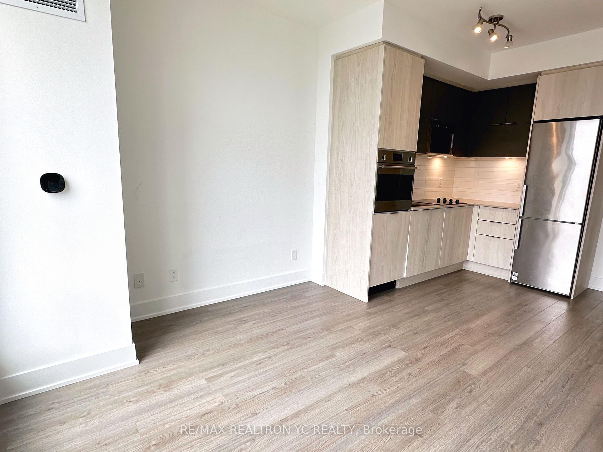Photo 15 of Unit 425, 1 Belsize Drive, Toronto, Mount Pleasant West — HOMEH