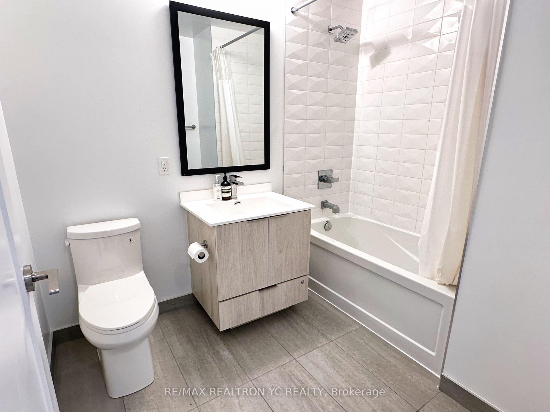 Photo 11 of Unit 425, 1 Belsize Drive, Toronto, Mount Pleasant West — HOMEH