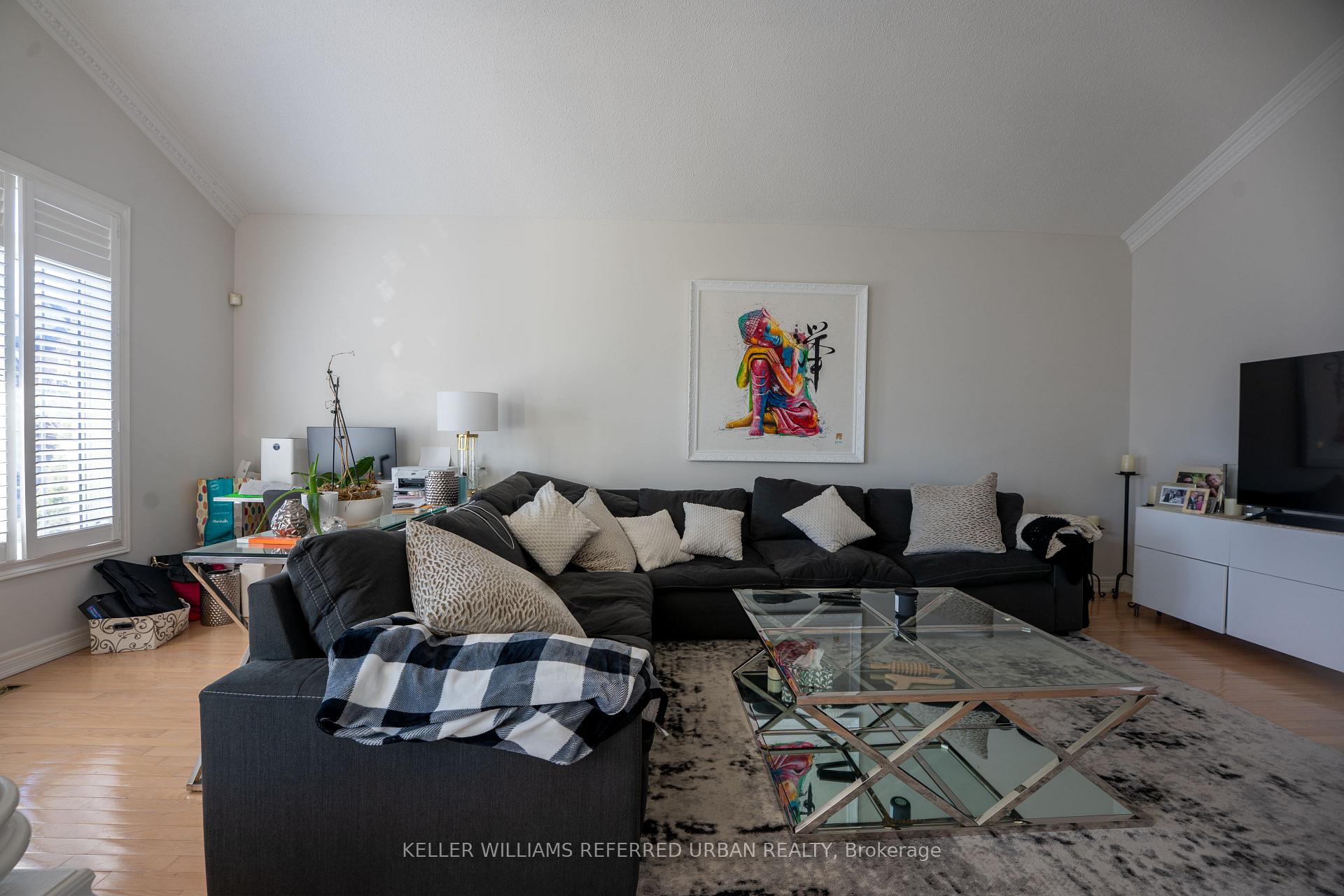 Photo 8 of 70 Alba Avenue, Vaughan, Vellore Village — HOMEH