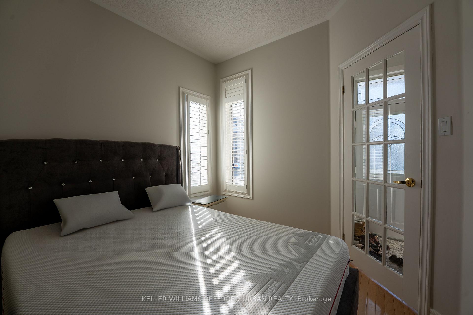 Photo 4 of 70 Alba Avenue, Vaughan, Vellore Village — HOMEH