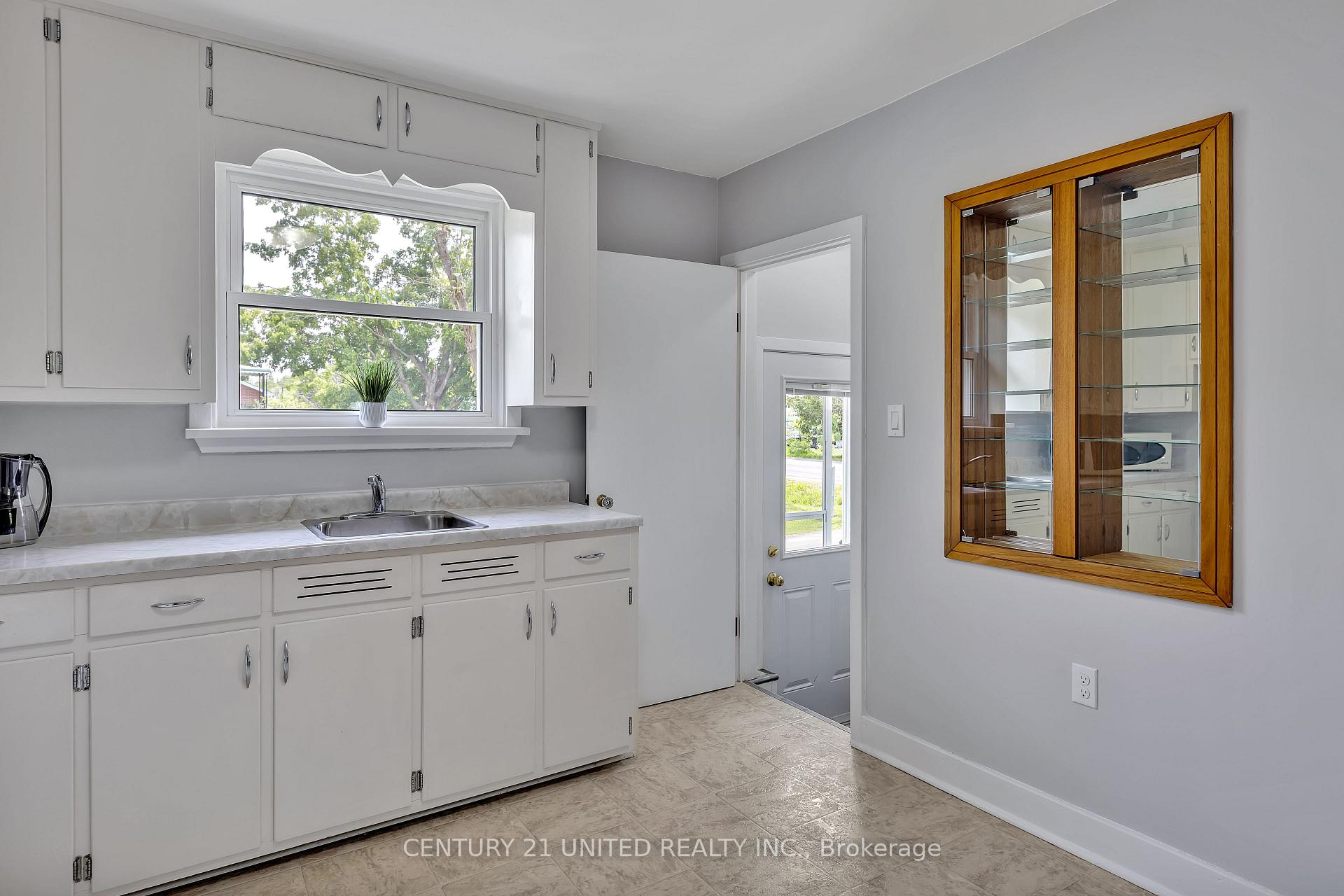 Photo 11 of 2737 Television Road, Douro-Dummer — HOMEH