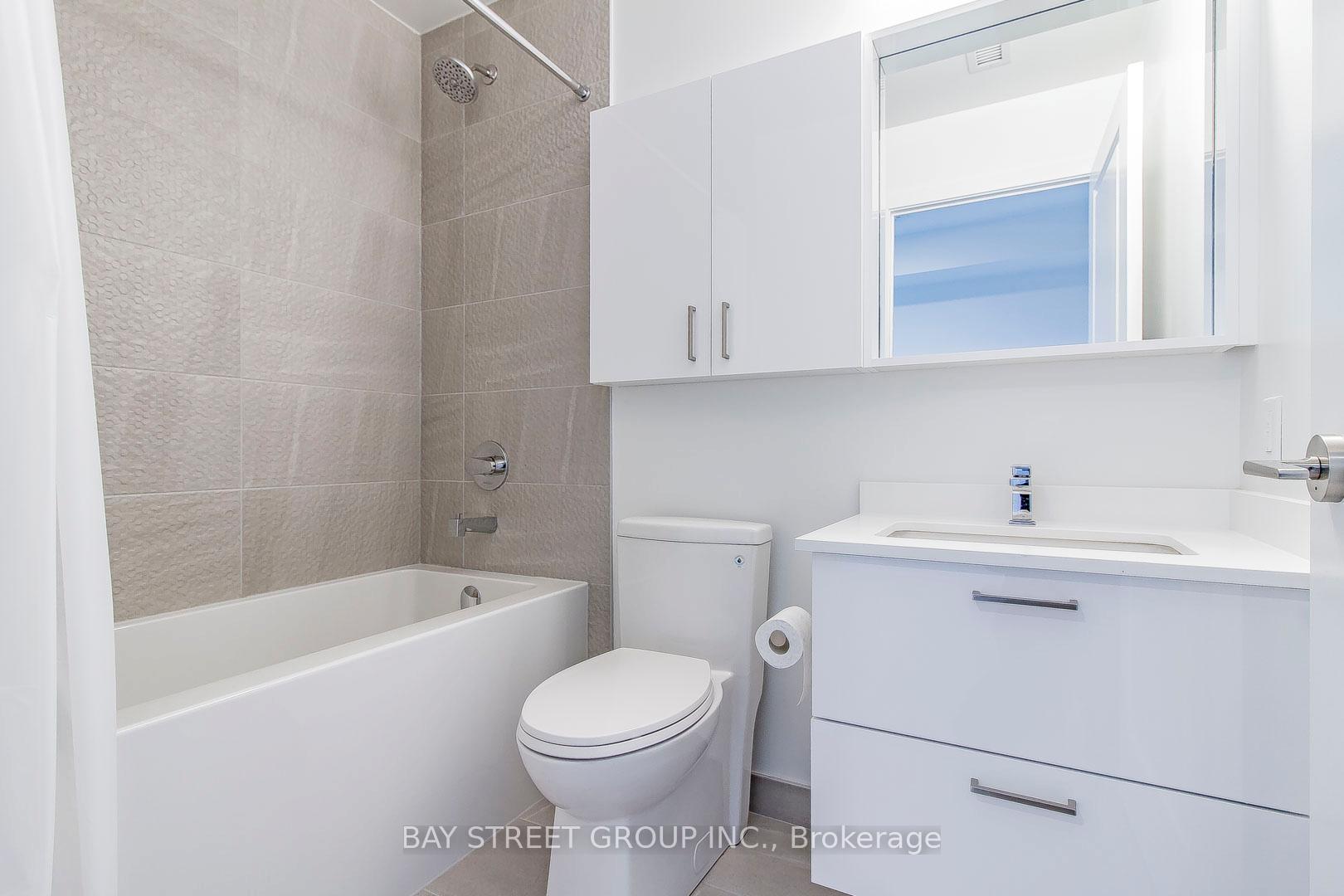 Photo 6 of Unit B2908, 50 Upper Mall Way, Vaughan, Brownridge — HOMEH