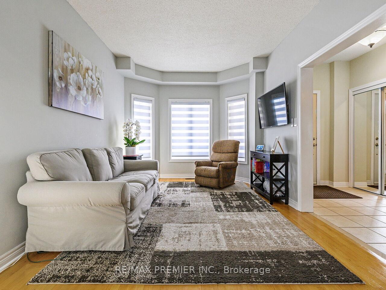 Photo 35 of 267 Caproni Drive, Vaughan, Maple — HOMEH