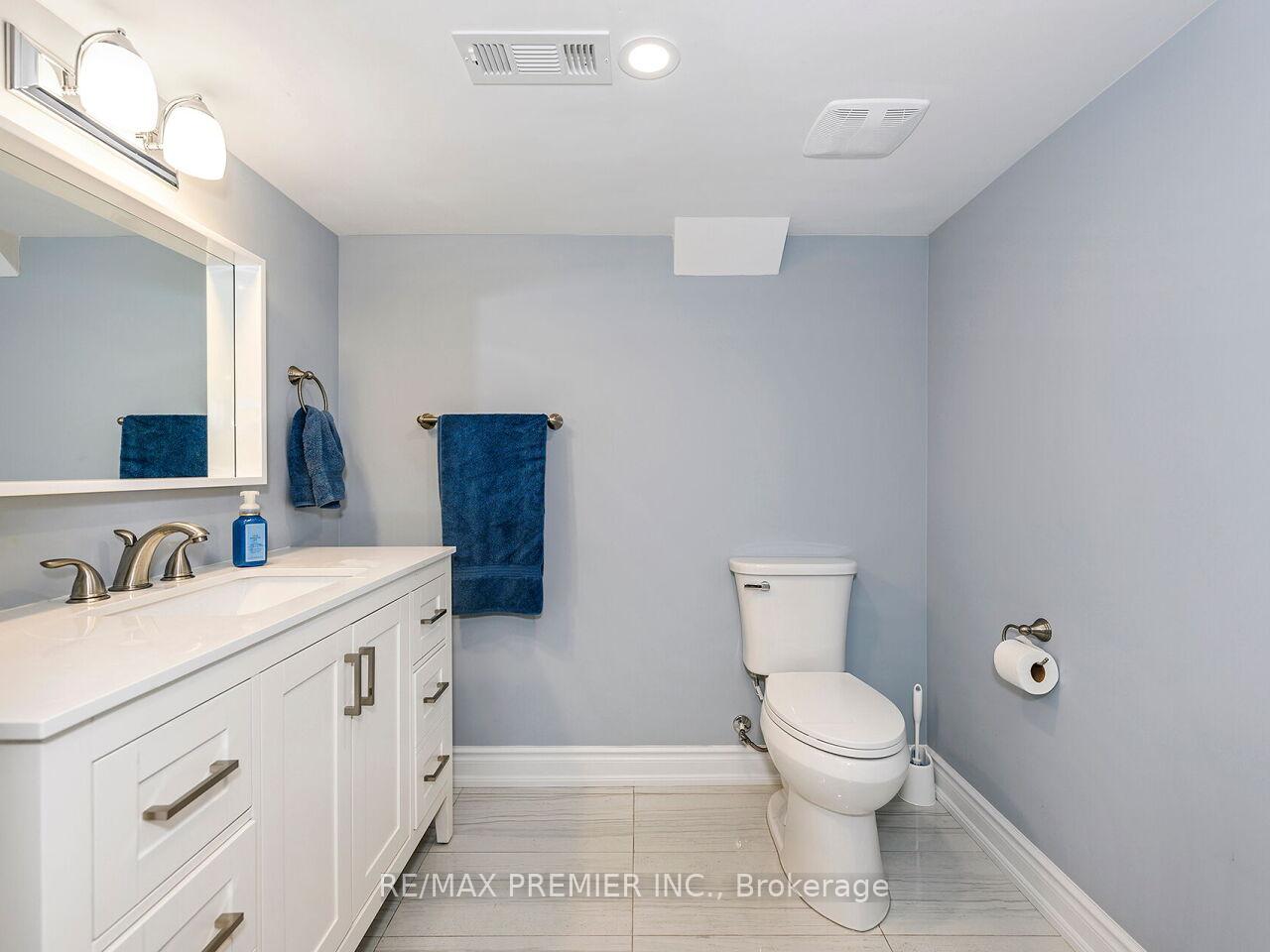 Photo 34 of 267 Caproni Drive, Vaughan, Maple — HOMEH