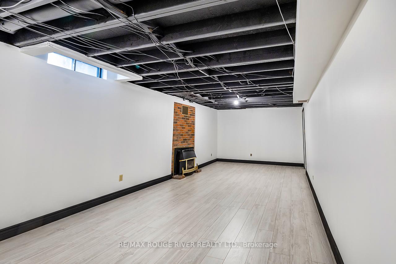 Photo 20 of 612 Prestwick Drive, Oshawa, McLaughlin — HOMEH