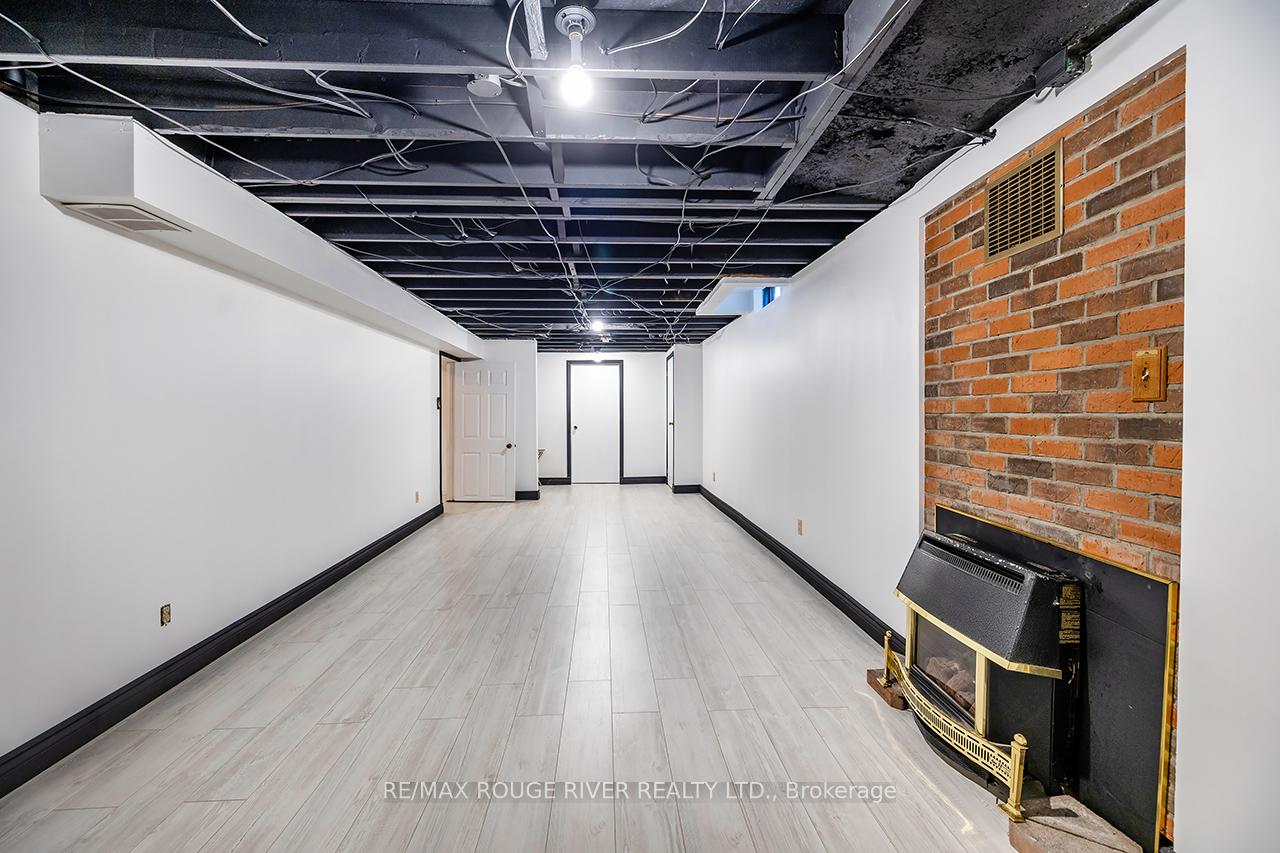 Photo 17 of 612 Prestwick Drive, Oshawa, McLaughlin — HOMEH