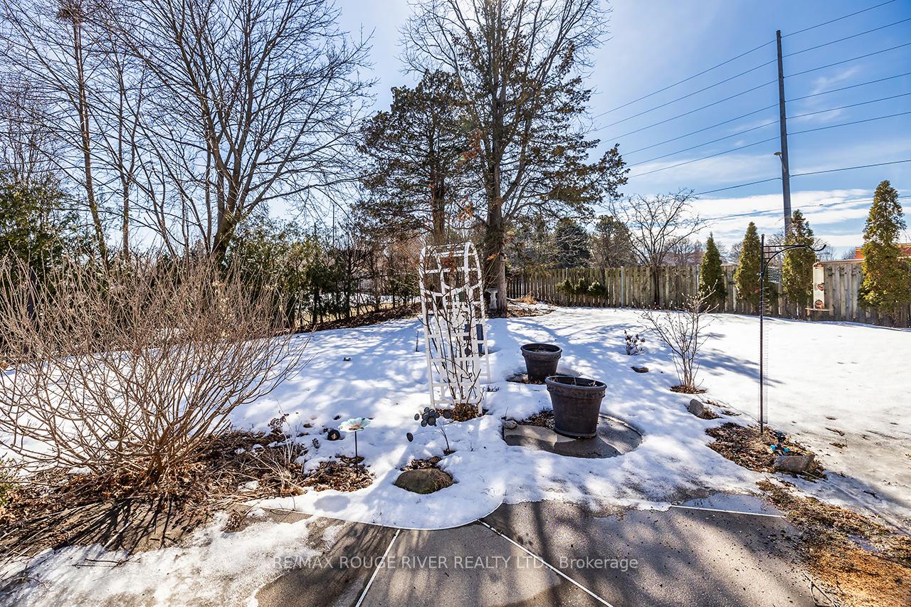 Photo 7 of 612 Prestwick Drive, Oshawa, McLaughlin — HOMEH