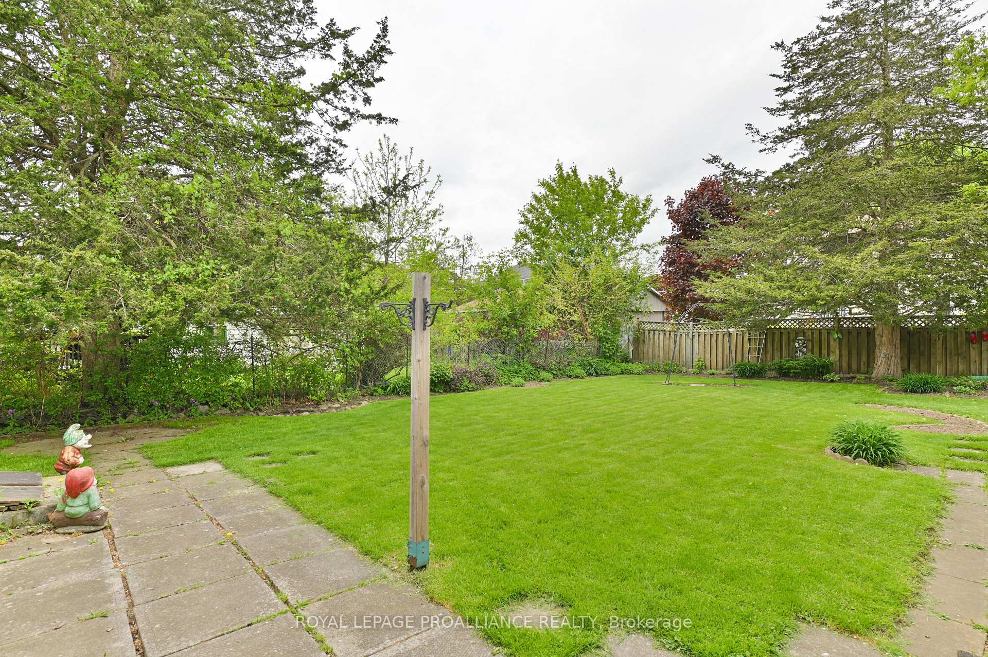 Photo 31 of 26 Charlotte Street, Belleville, Belleville Ward — HOMEH