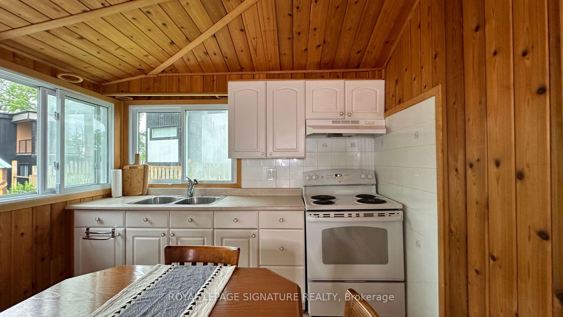 Photo 7 of 7 Ridge Avenue, Ramara, Brechin — HOMEH