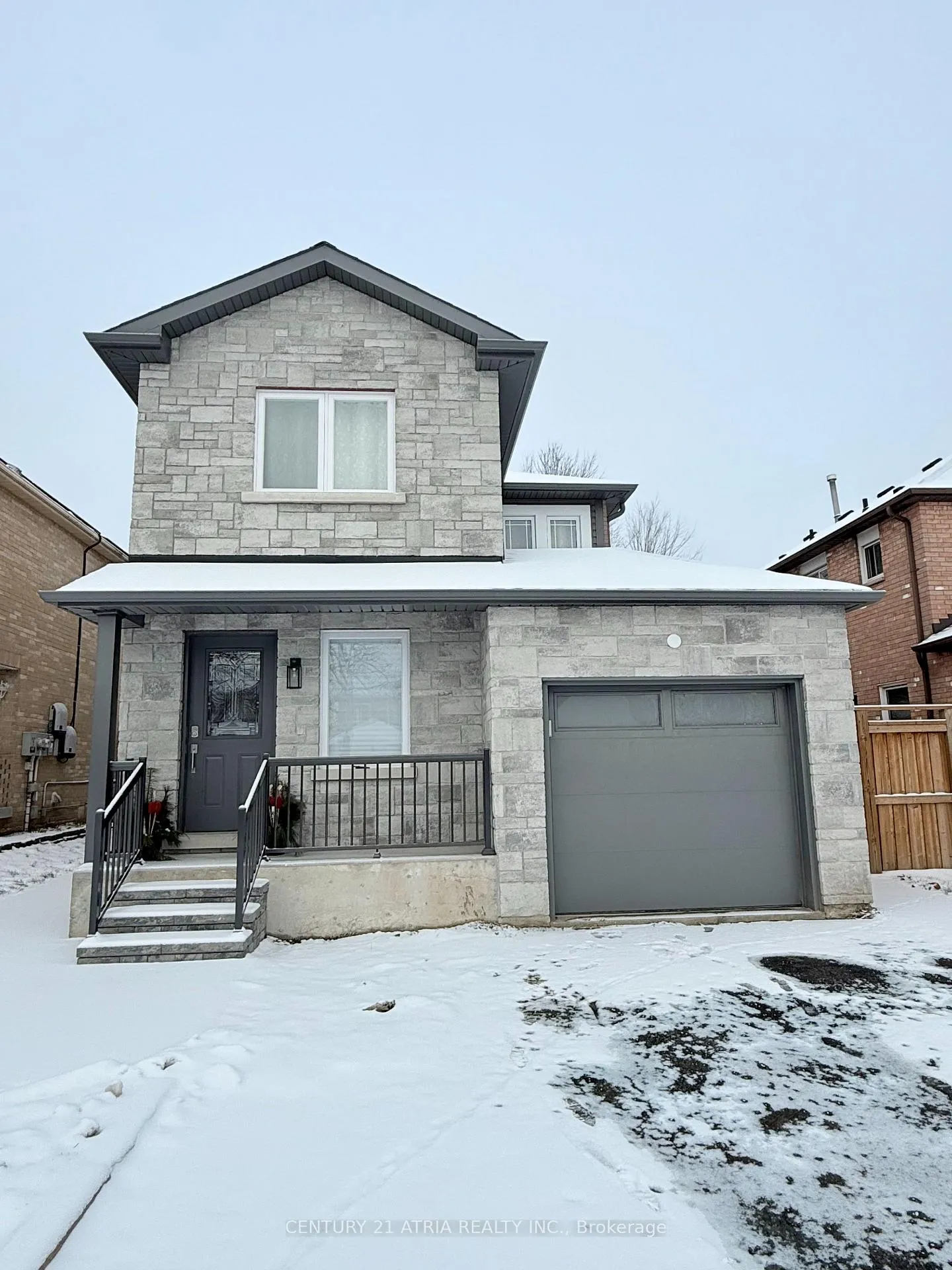 Front of 4 Nectarine Crescent