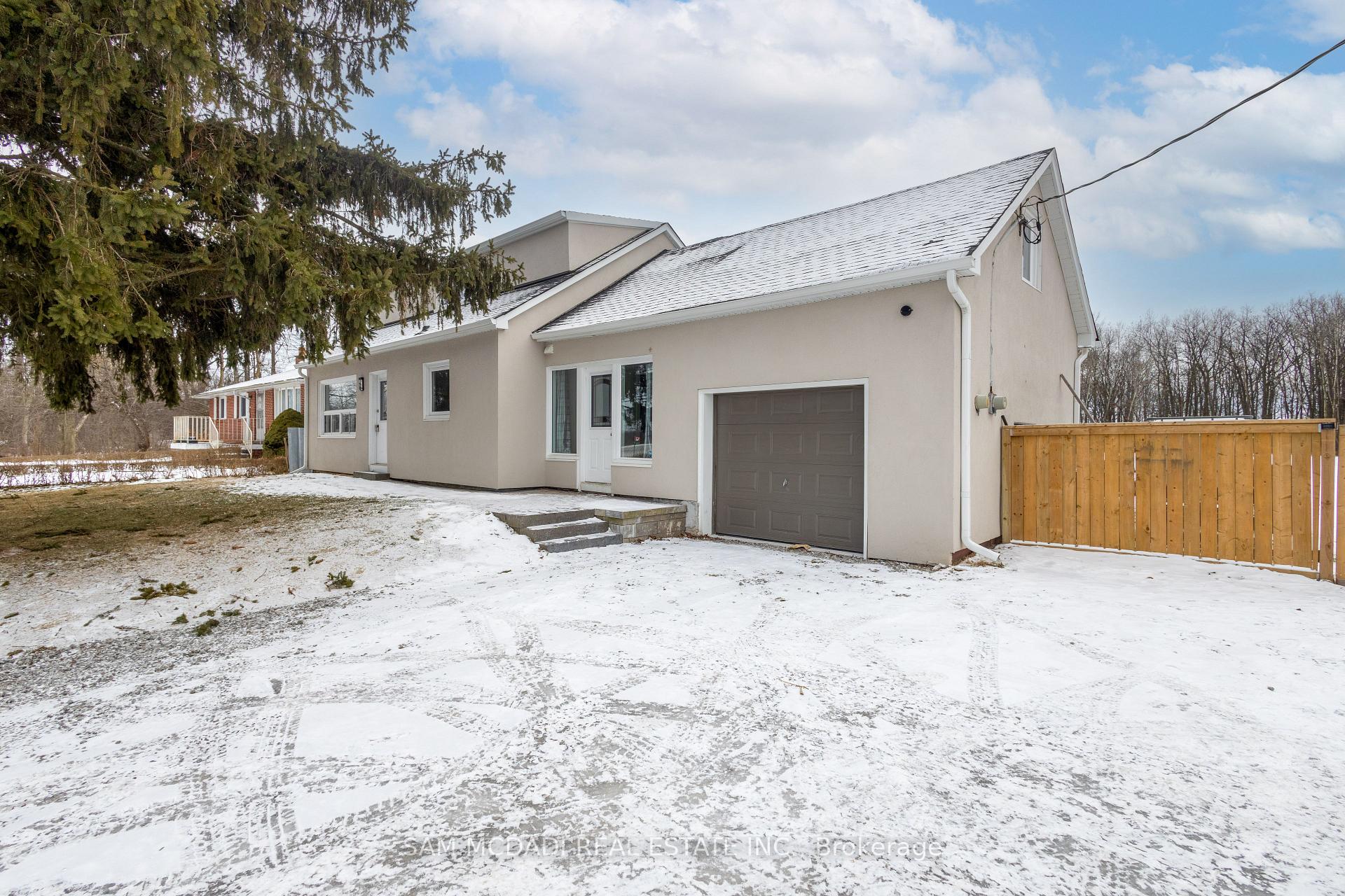 Photo 1 of 100 Green Mountain Road E, Hamilton, Rural Stoney Creek — HOMEH