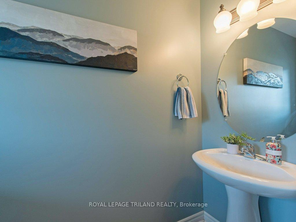 Photo 6 of 57 Peach Tree Boulevard, St. Thomas — HOMEH