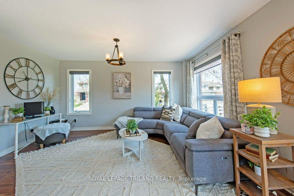 Photo 14 of 57 Peach Tree Boulevard, St. Thomas — HOMEH