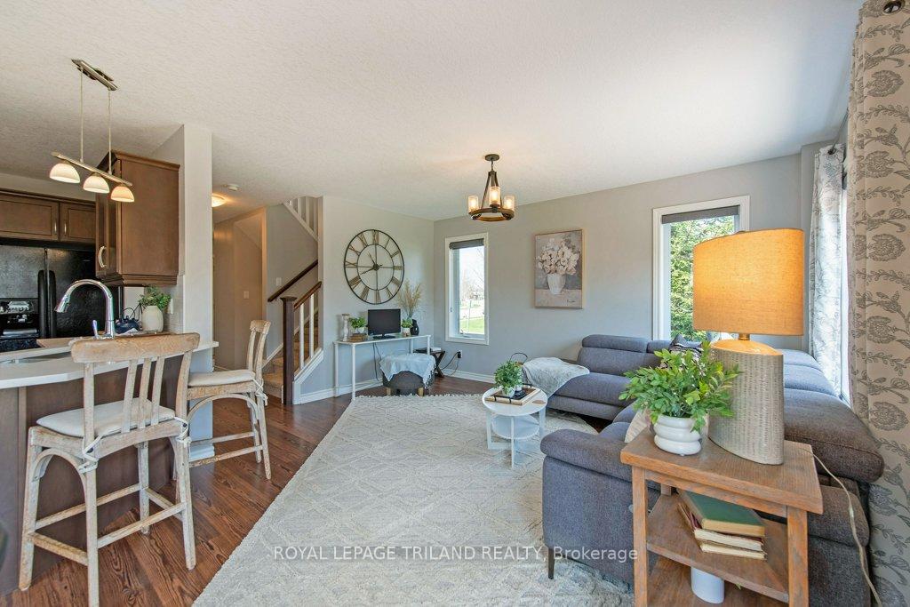Photo 13 of 57 Peach Tree Boulevard, St. Thomas — HOMEH