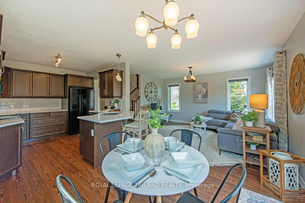 Photo 10 of 57 Peach Tree Boulevard, St. Thomas — HOMEH