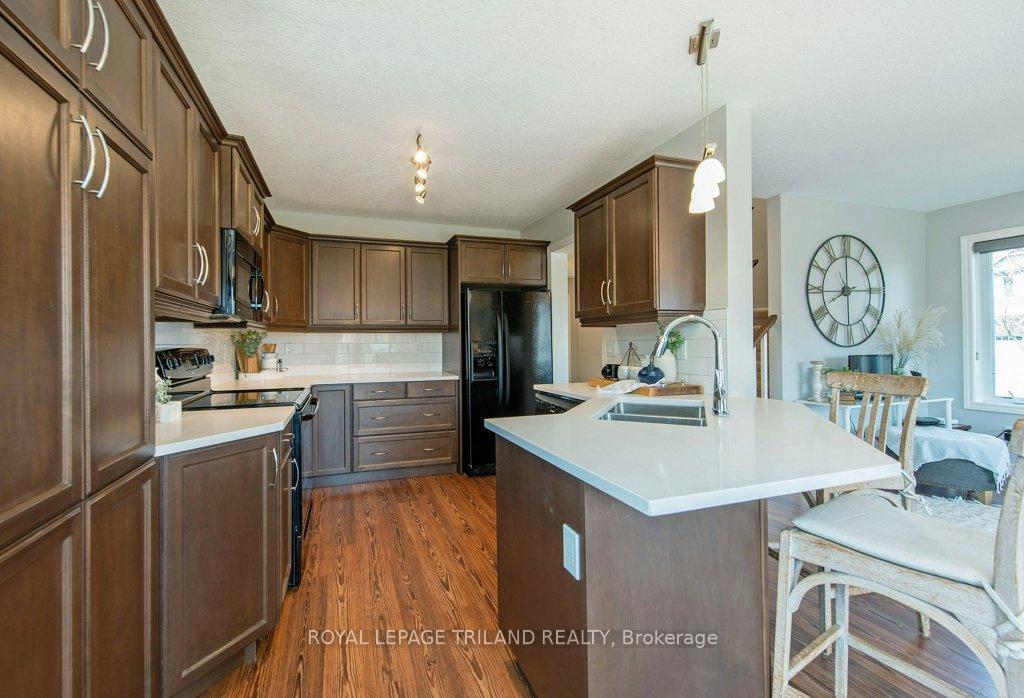 Photo 18 of 57 Peach Tree Boulevard, St. Thomas — HOMEH