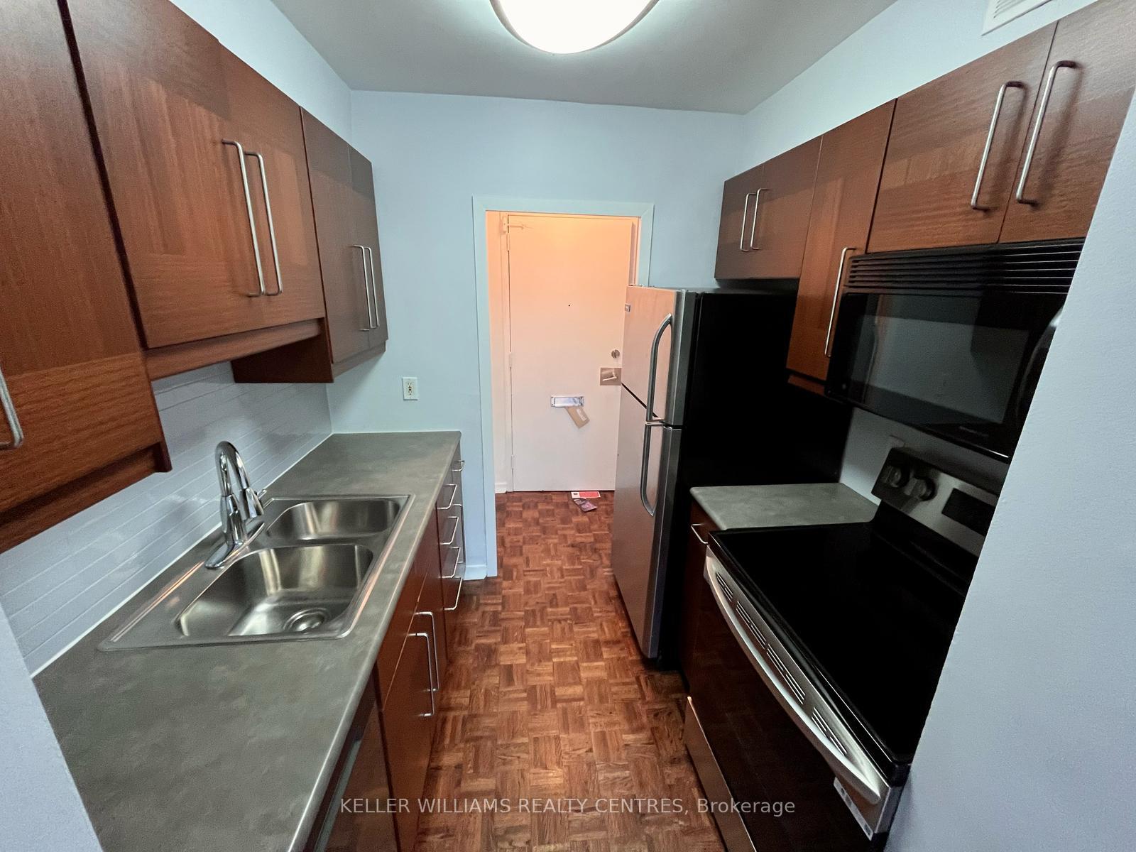 Photo 17 of Unit 402, 335 Lonsdale Road, Toronto, Forest Hill South — HOMEH