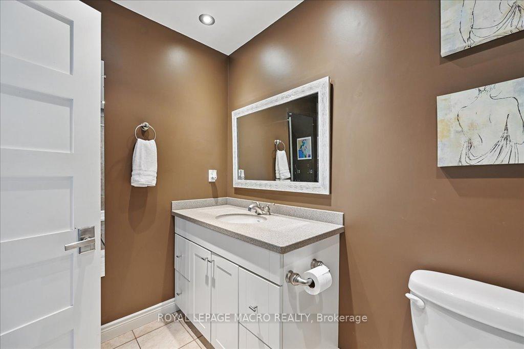 Photo 10 of 33 Leslie Drive, Hamilton, Stoney Creek — HOMEH