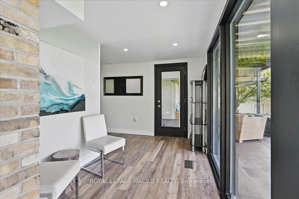 Photo 24 of 33 Leslie Drive, Hamilton, Stoney Creek — HOMEH