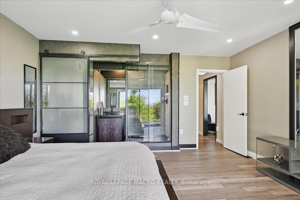 Photo 27 of 33 Leslie Drive, Hamilton, Stoney Creek — HOMEH