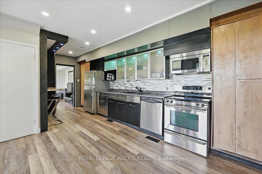 Photo 36 of 33 Leslie Drive, Hamilton, Stoney Creek — HOMEH