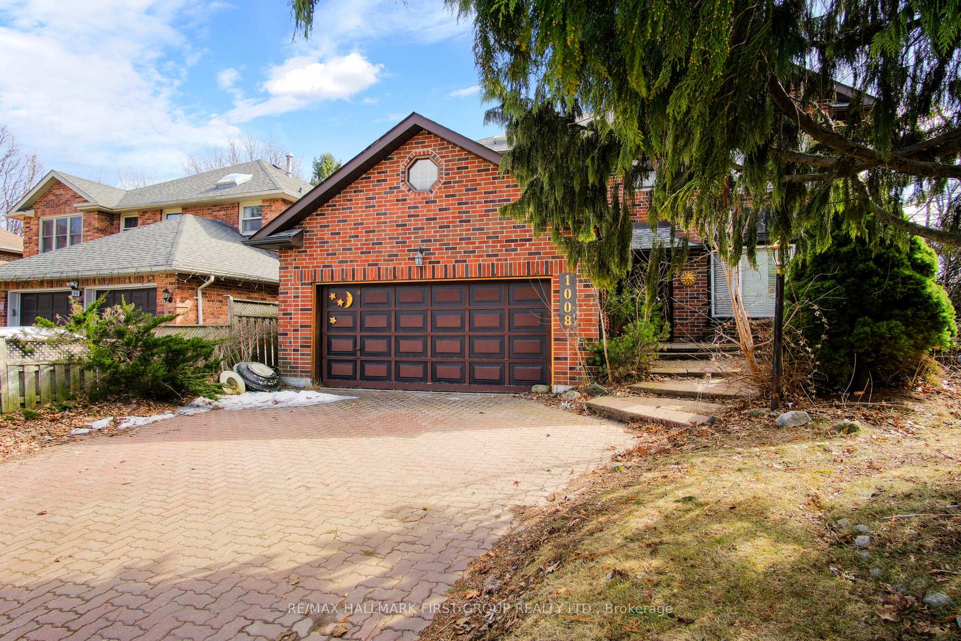 Photo 10 of 1008 Riverview Crescent, Pickering, Rouge Park — HOMEH