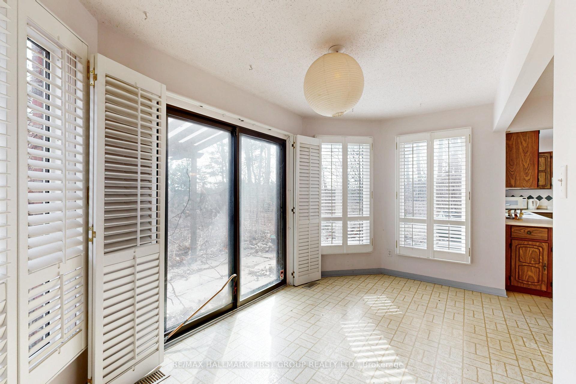 Photo 18 of 1008 Riverview Crescent, Pickering, Rouge Park — HOMEH