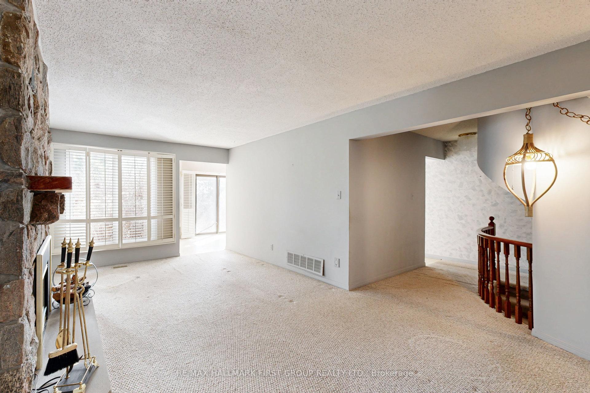 Photo 21 of 1008 Riverview Crescent, Pickering, Rouge Park — HOMEH