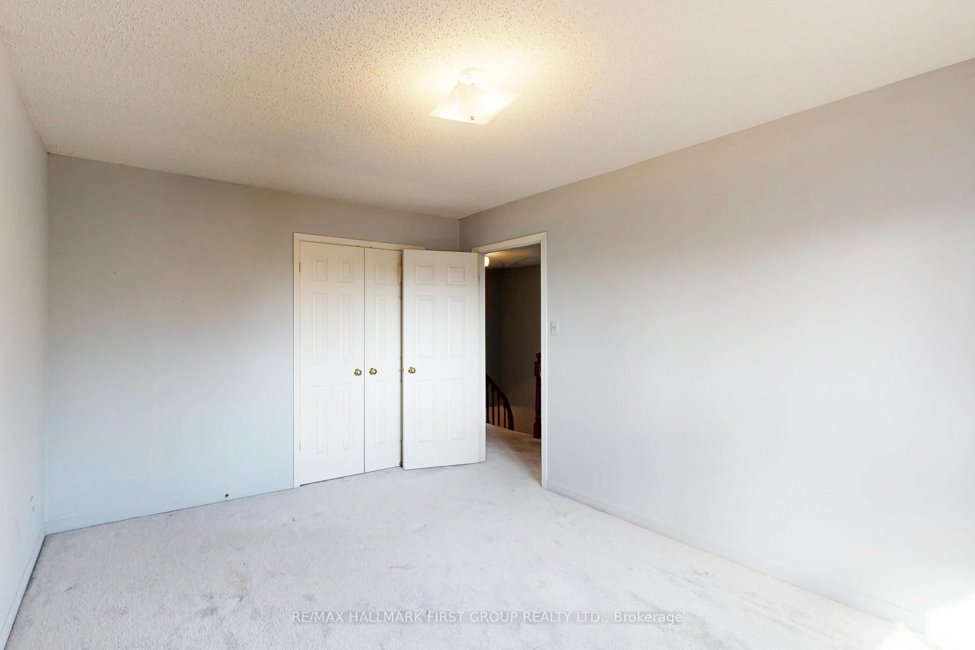 Photo 23 of 1008 Riverview Crescent, Pickering, Rouge Park — HOMEH