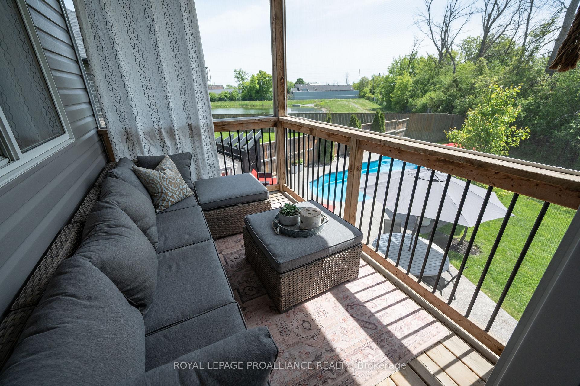 Photo 17 of 98 Redwood Drive, Belleville, Belleville Ward — HOMEH