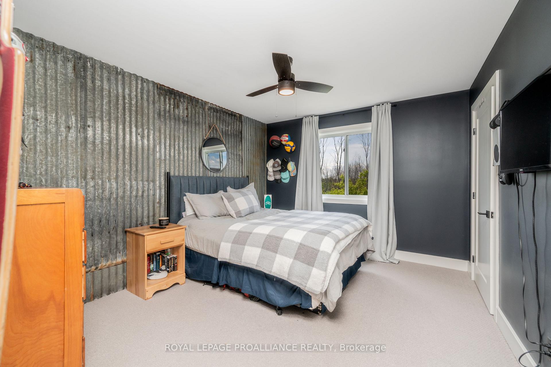 Photo 12 of 98 Redwood Drive, Belleville, Belleville Ward — HOMEH