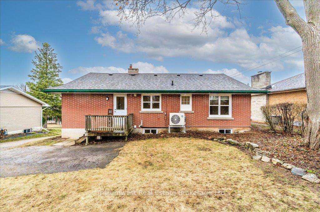 Photo 35 of 36 Rosewood Avenue, Guelph, Onward Willow — HOMEH