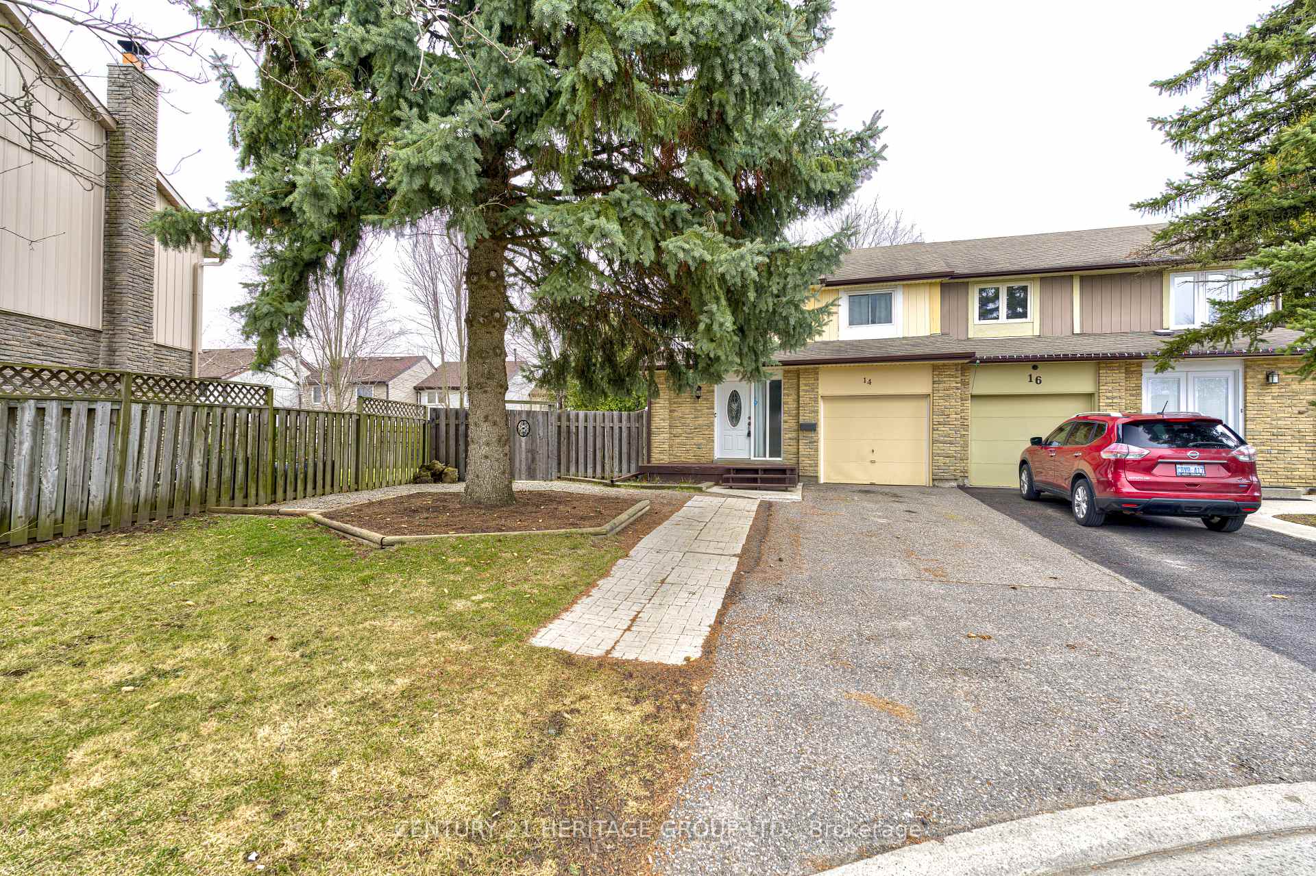 Photo 1 of 14 Macassa Court, Brampton, Heart Lake West — HOMEH