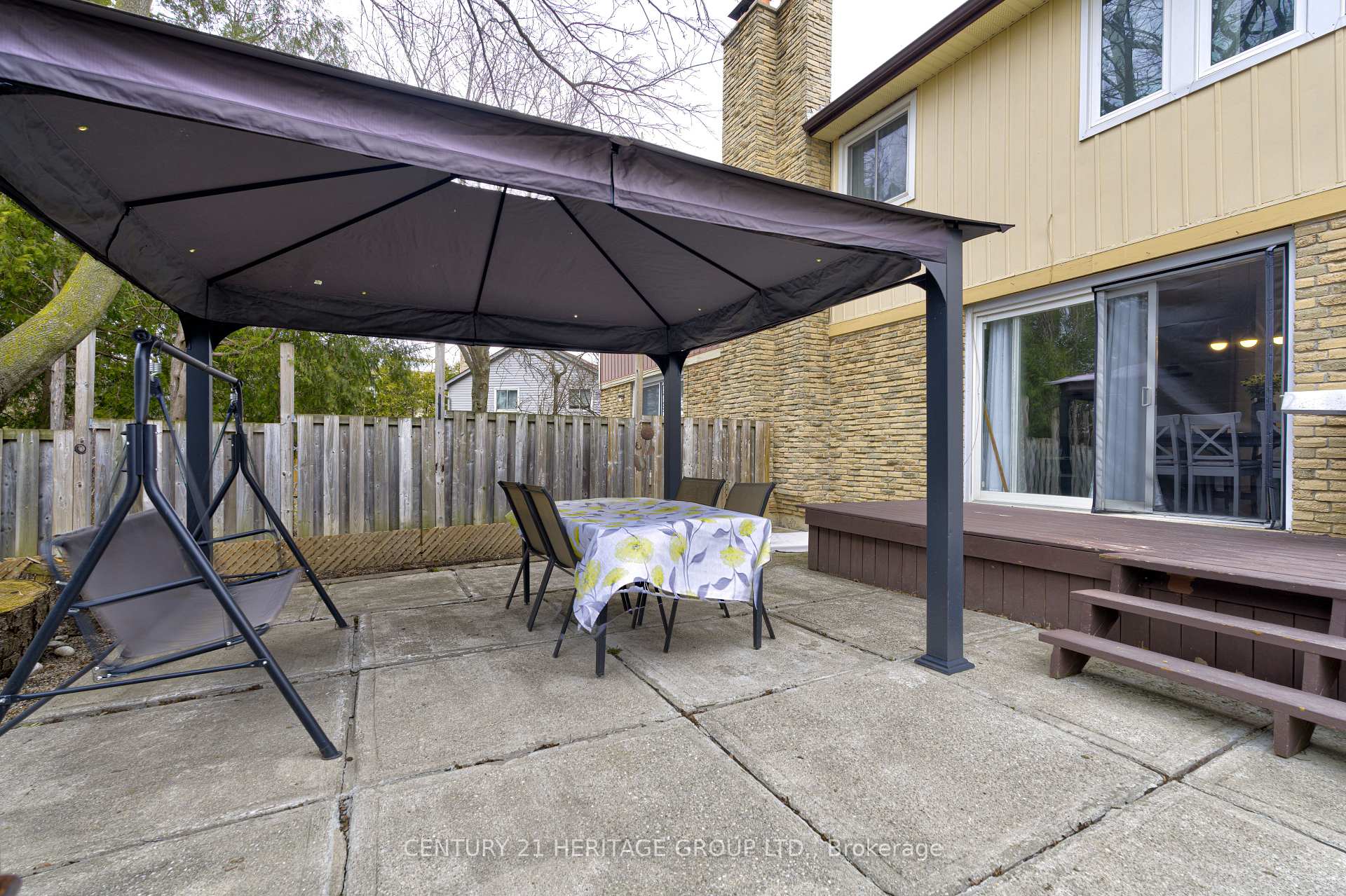 Photo 22 of 14 Macassa Court, Brampton, Heart Lake West — HOMEH