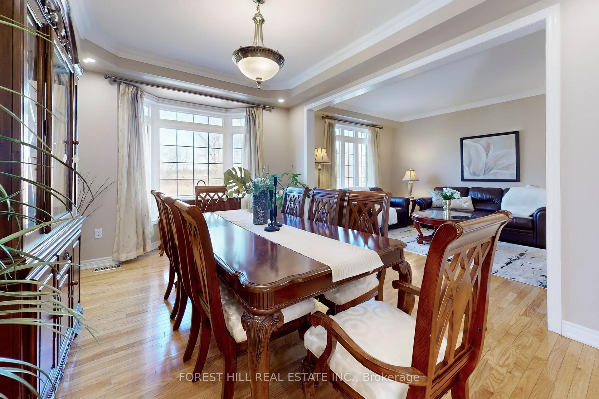 Photo 4 of 48 River Valley Crescent, Markham, Victoria Manor-Jennings Gate — HOMEH