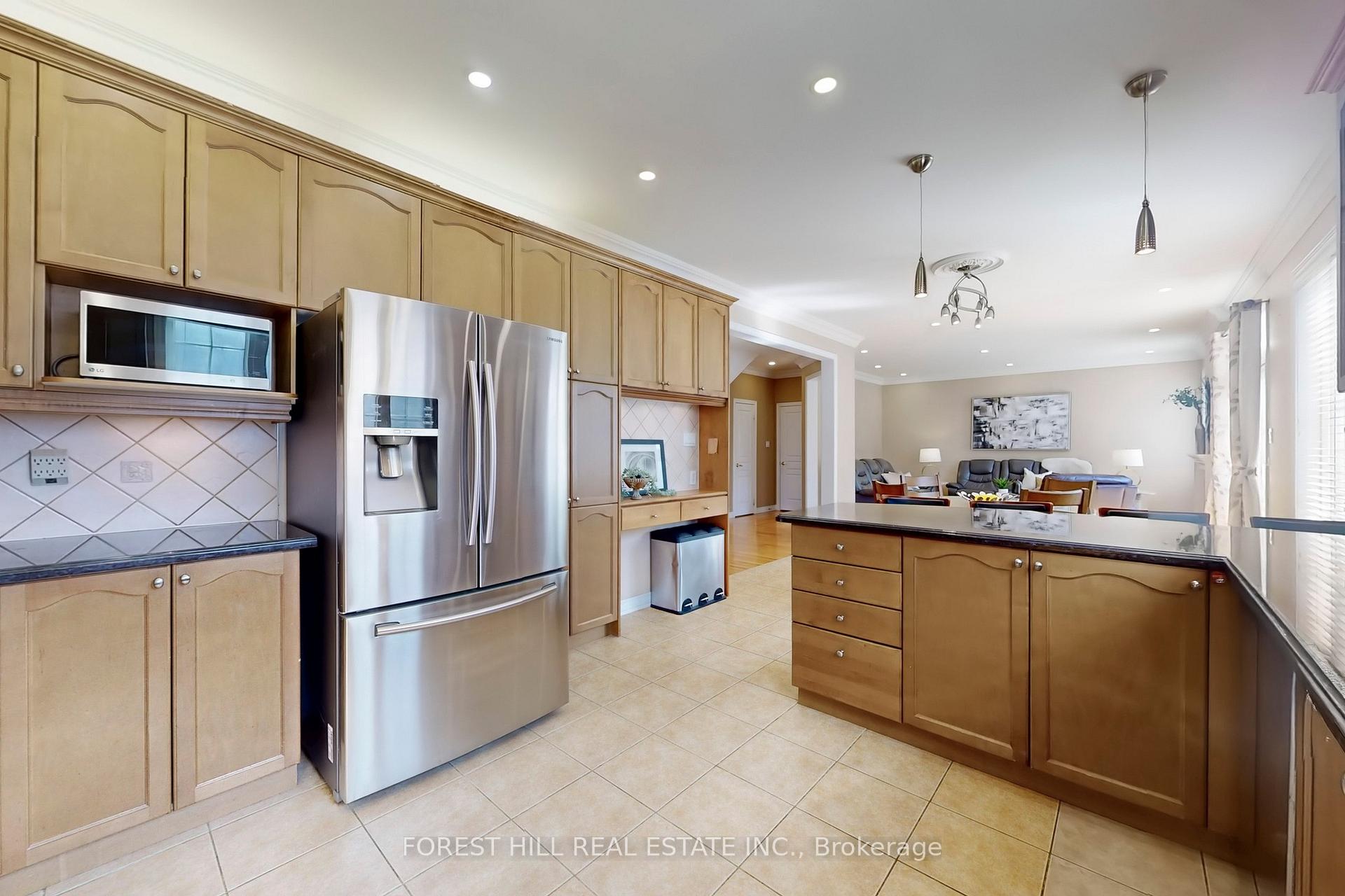 Photo 26 of 48 River Valley Crescent, Markham, Victoria Manor-Jennings Gate — HOMEH
