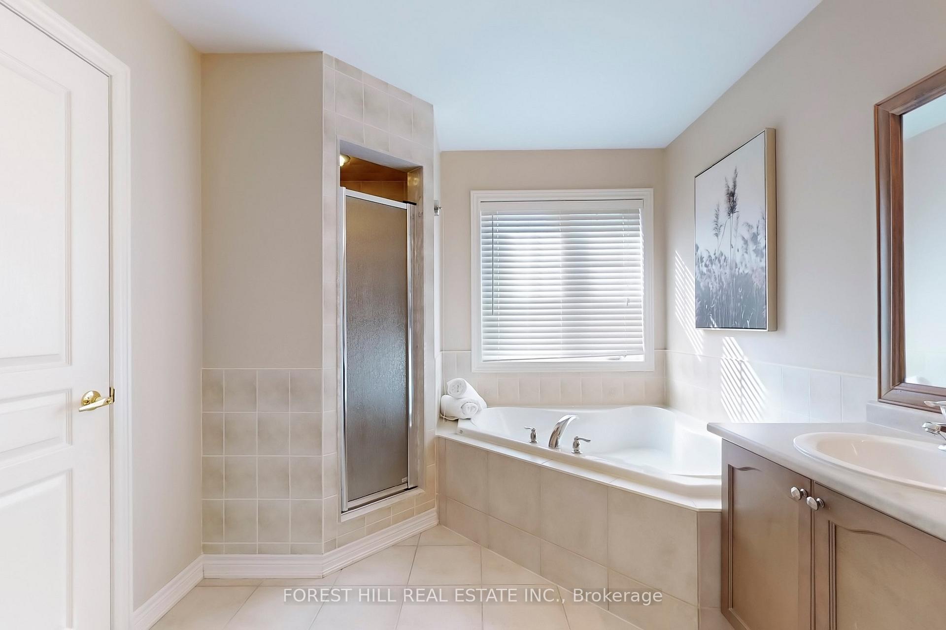 Photo 30 of 48 River Valley Crescent, Markham, Victoria Manor-Jennings Gate — HOMEH