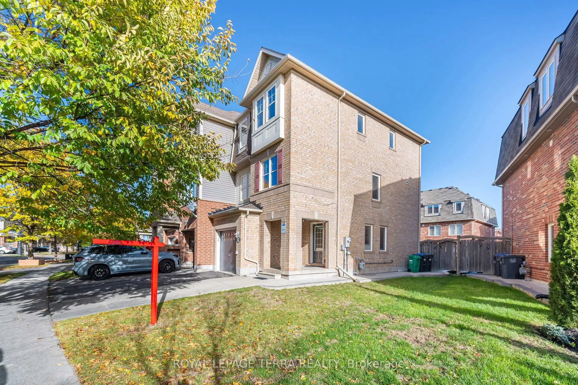 Photo 29 of 103 Bevington Road, Brampton, Northwest Brampton — HOMEH