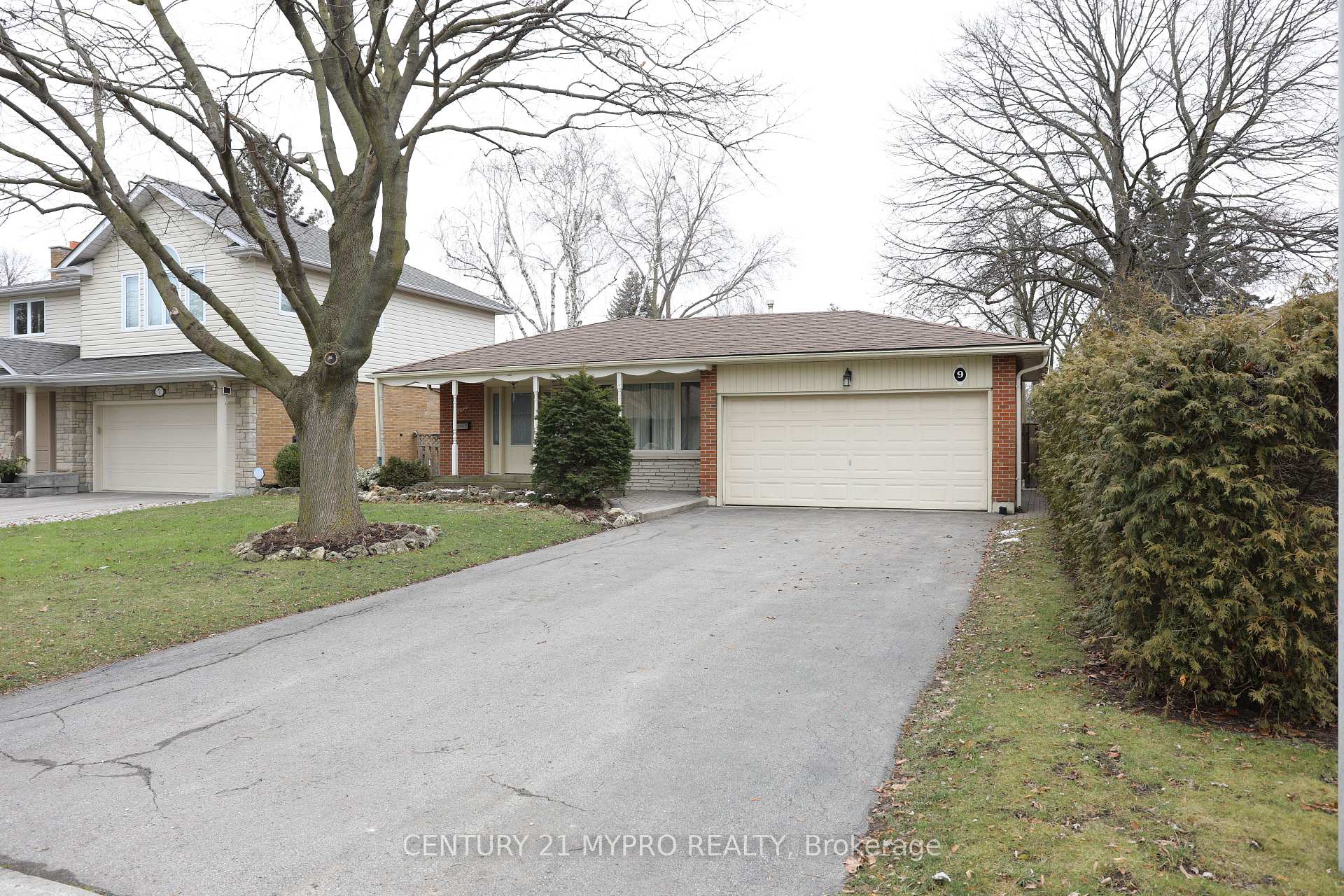Photo 1 of 9 Tuscay Court, Markham, Unionville — HOMEH