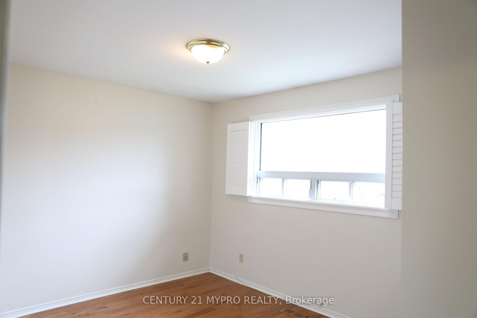 Photo 9 of 9 Tuscay Court, Markham, Unionville — HOMEH